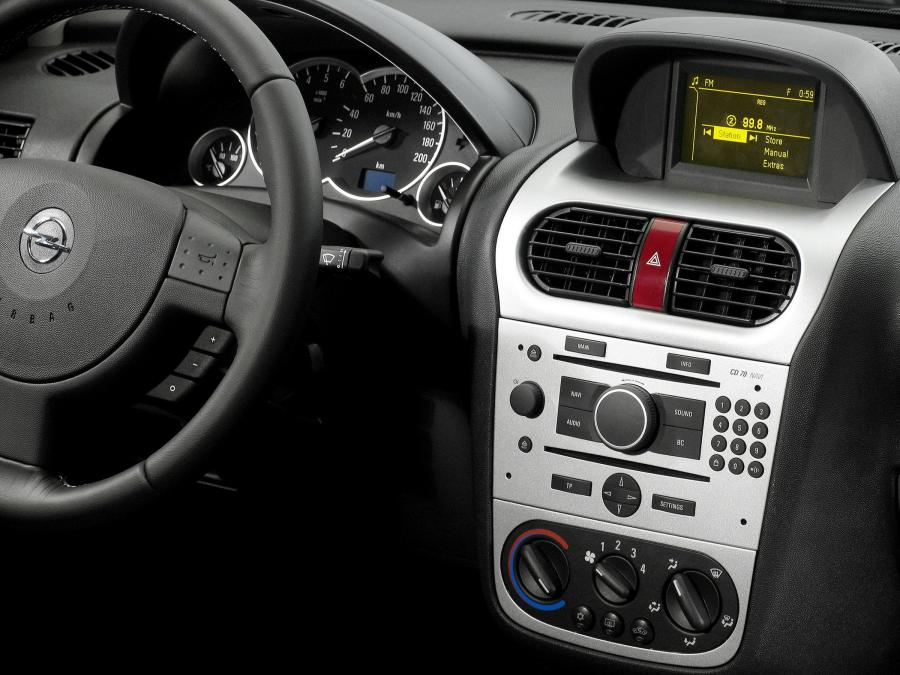  Opel Combo 2001 года  (фото 7 из 70)